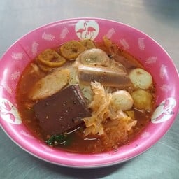 ก๋วยเตียวเย็นตาโฟยำ
