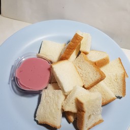 ขนมปังนิ่ม จิ้ม สังขยาลาวานมเย็น นมชมพู