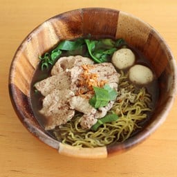 ก๋วยเตี๋ยวเรือหมูสด