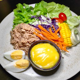 ร้านสลัดหน้าบ้าน