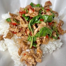 กะเพรา เนื้อ