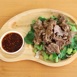 ลวกจิ้มหมูตุ๋น