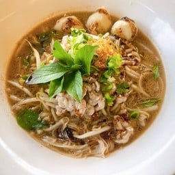 ขนมจีนน้ำเงี้ยว ยายแอ๋ว สาขา หางดง-บ้านถวาย