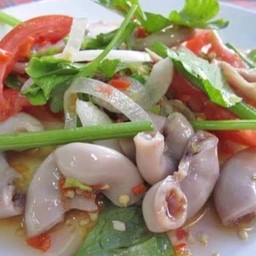 ยำไส้ตัน