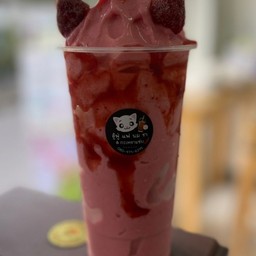 สตอเบอร์รี่สมูตตี้