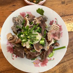 ต้มเครื่องในเนื้อ (แห้ง)