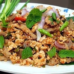 ครัวแม่ติ๊ก อาหารอีสาน