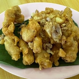 ครัวมาดาม ริมน้ำน่าน