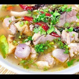 ต้มแซ่บเครื่องในหมู