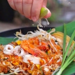 ก๋วยเตี๋ยวเรืออุบล ผัดไทย เลียจาน เชียงราย