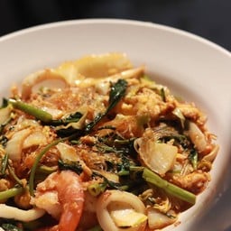สุกี้แห้ง