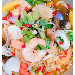 ยำมาม่าทะเล