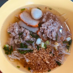 ก๋วยเตี๋ยวน้ำใสหมู พิเศษ