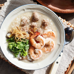 ข้าวต้มกุ้งหมูสับ