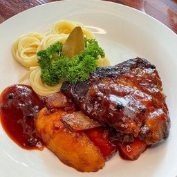 สปาเกตตี+สตูว์ซี่โครงหมูอบ