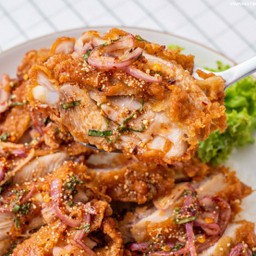 กับข้าว ยำไก่แซ่บ