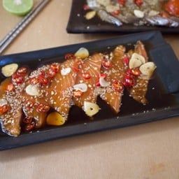 แซลมอนดองซีอิ๊วเซ็ทเล็ก