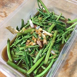 ผัดกระเชดไฟแดง