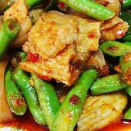 "ลุงอ้วน"ก๋วยเตี๋ยวเรือ&อาหารตามสั่ง ท่าล้อ ซอย 28