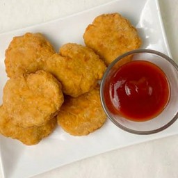 นักเก็ตไก่ 6 ชิ้น
