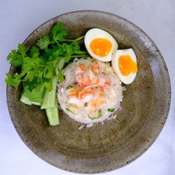 ข้าวขยำปู กุ้งย่าง ไข่ลาวา