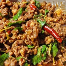 กระเพราริมน้ำ