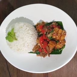 ข้าวกะเพราหมูกรอบ