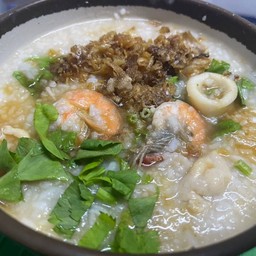 ข้าวต้มทรงเครื่อง