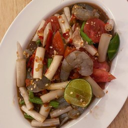 ตำไหลบัวกุ้งสด
