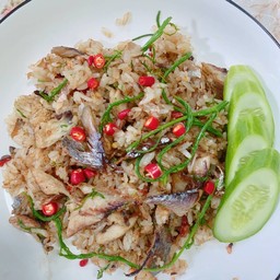 ข้าวผัดปลาทู
