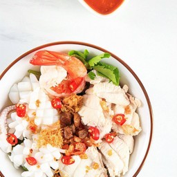 ยำปลาเก๋ารวมมิตร