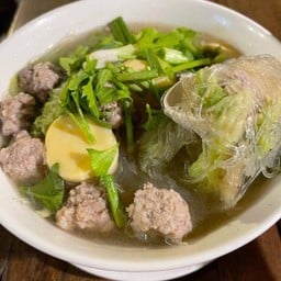 แกงจืดวุ้นเส้นเต้าหู้หมูสับ