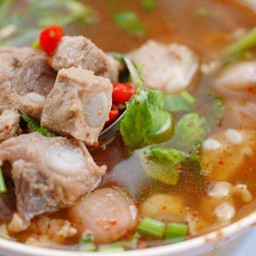 ต้มแซ่บกระดูกอ่อนหมู