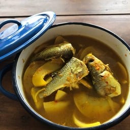 แซ่บสามหม้อ