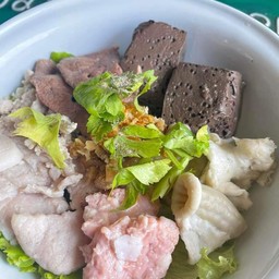 เกาเหลาเลือดหมู