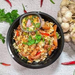 อิ่มจัง ข้าวผัด หมูทอด By ป้านก