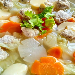(กับข้าว)แกงจืดผักกาดขาวหมูเด้งเต้าหู้สาหร่าย