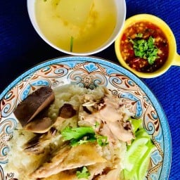 ข้าวมันไก่-ผัดกะเพรา