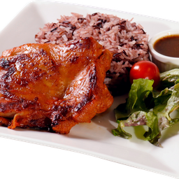 สเต็กไก่สไปซี่ และ ข้าวไรซ์เบอร์รี่