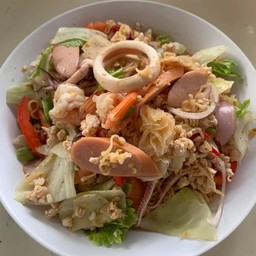 ยำมาม่าทะเล