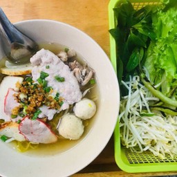 ก๋วยเตี๋ยวหมูน้ำ