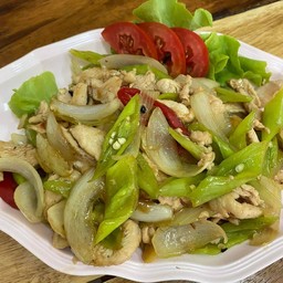 ผัดพริกหยวกไก่