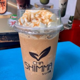 คาราเมลแมคเคียโต้ (เฟรบเป้) +วิปครีม