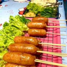 ข้าวเหนียวหมูปิ้ง ไก่ปิ้ง  สาขา 3 ถนนเวียงบูรพา