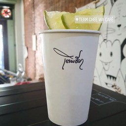 อเมริกาโน่น้ำผึ้งมะนาว (Americano Honey Lemon)
