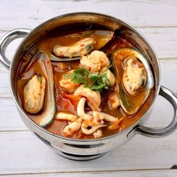 ต้มยำรวมมิตรทะเล