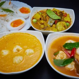 อาหารและขนมจีนเส้นสดแม่สงวน