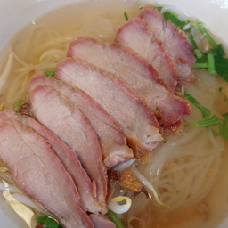 ก๋วยเตี๋ยวหมูย่าง