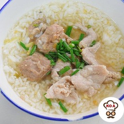 ข้าวต้มสามหมู (หมูหมัก+หมูสับ+ซี่โครงหมูตุ๋น)