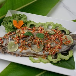 ปลากะพงนึ่งมะนาว